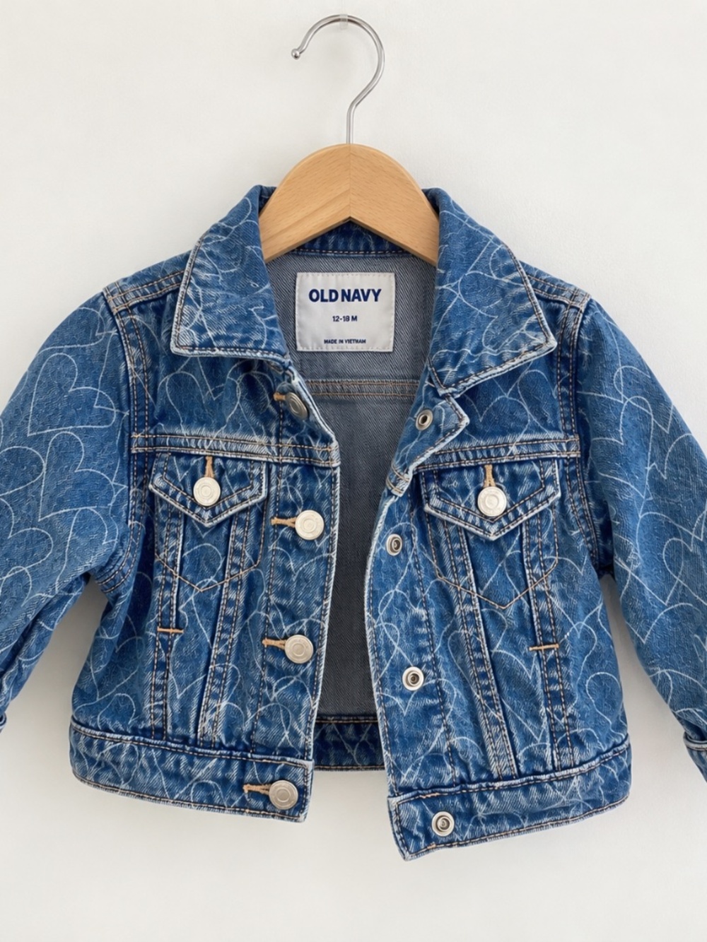 Old Navy Baby Heart-Print Denim Jacket – 12–18 Months